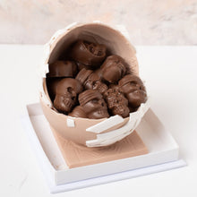 Load image into Gallery viewer, 3D Mummy With Truffles

