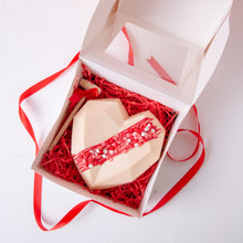 Load image into Gallery viewer, Chocolates White Chocolate Heart - mabrook.me
