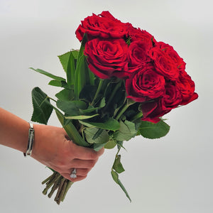 Flowers Bunch of Red Roses - mabrook.me
