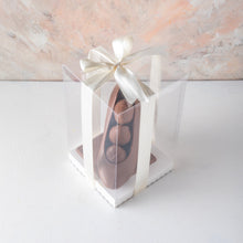 Load image into Gallery viewer, Chocolates Edible Chocolate Shoe with Berries - mabrook.me
