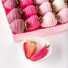 Load image into Gallery viewer, Chocolates Ombre Strawberries - mabrook.me
