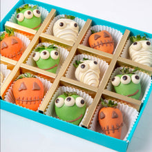 Load image into Gallery viewer, Chocolates Spooky Berries - 12pcs - mabrook.me
