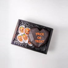 Load image into Gallery viewer, Chocolates Smash it Trick or Treat - mabrook.me
