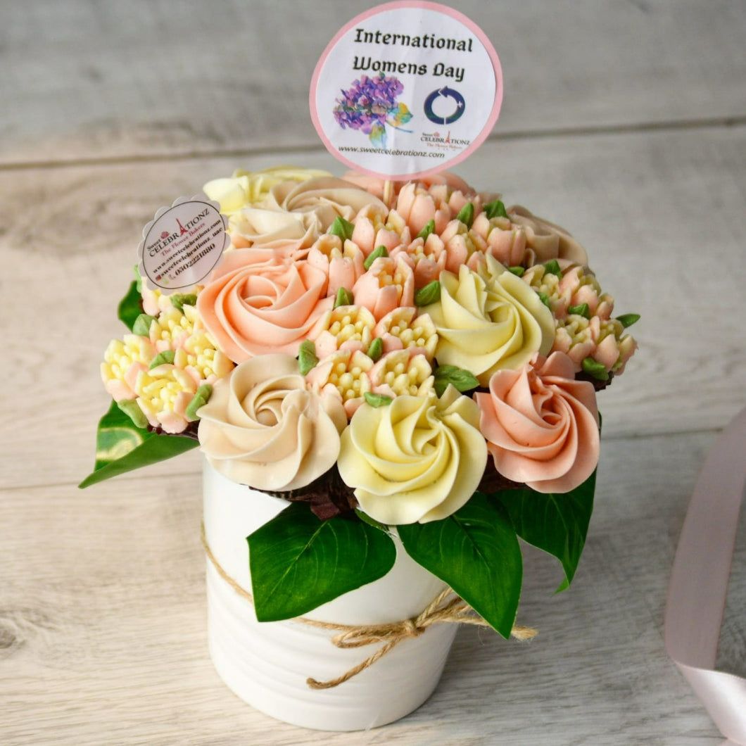 Cupcakes Sweet Bouquet - mabrook.me