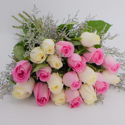 Flowers Bunch of Pink & White Roses - mabrook.me