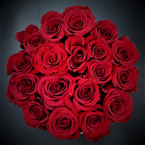 Flowers Round Box of Roses - mabrook.me