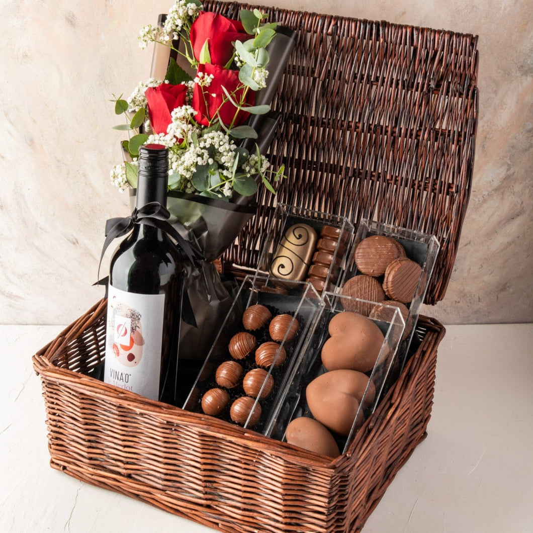 Candy & Chocolate Special Gift Hamper - mabrook.me