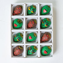 Load image into Gallery viewer, The Grinch Chocolate Strawberries - mabrook.me
