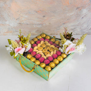 Candy & Chocolate Diwali Gift Tray - mabrook.me
