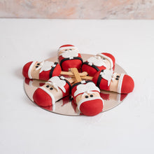 Load image into Gallery viewer, Chocolates Santa&#39;s Favorite Cakesicles - mabrook.me
