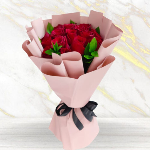 Flowers Bouquet of Pretty Red Roses - mabrook.me