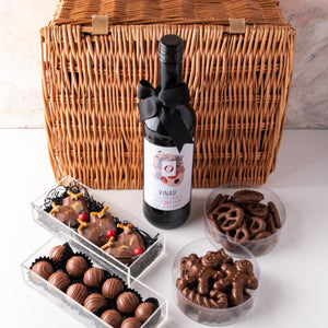Food Gift Baskets Organic Merlot and Chocolate Hamper - mabrook.me
