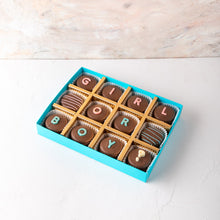 Load image into Gallery viewer, Chocolates Gender Reveal Chocolate Covered Oreos - mabrook.me
