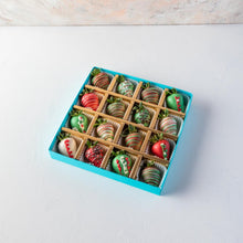 Load image into Gallery viewer, Strawberries 16 Pcs Christmas Strawberries - mabrook.me
