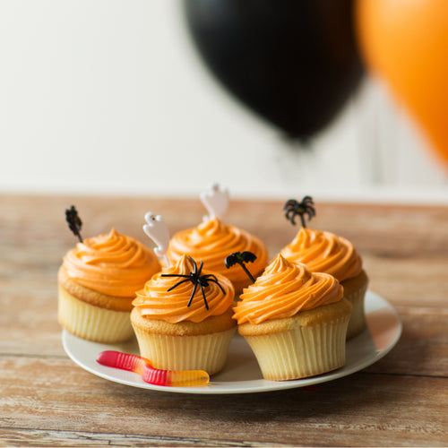 Cake Orange and Spider - Halloween Themed Cupcakes - mabrook.me